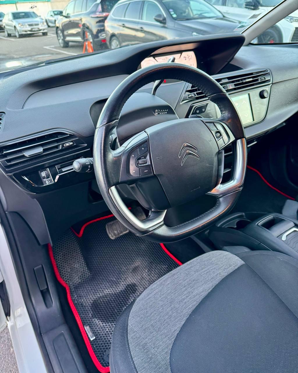 Citroen C4 Spacetourer I , 2019 г., автомат, дизель - фото 11