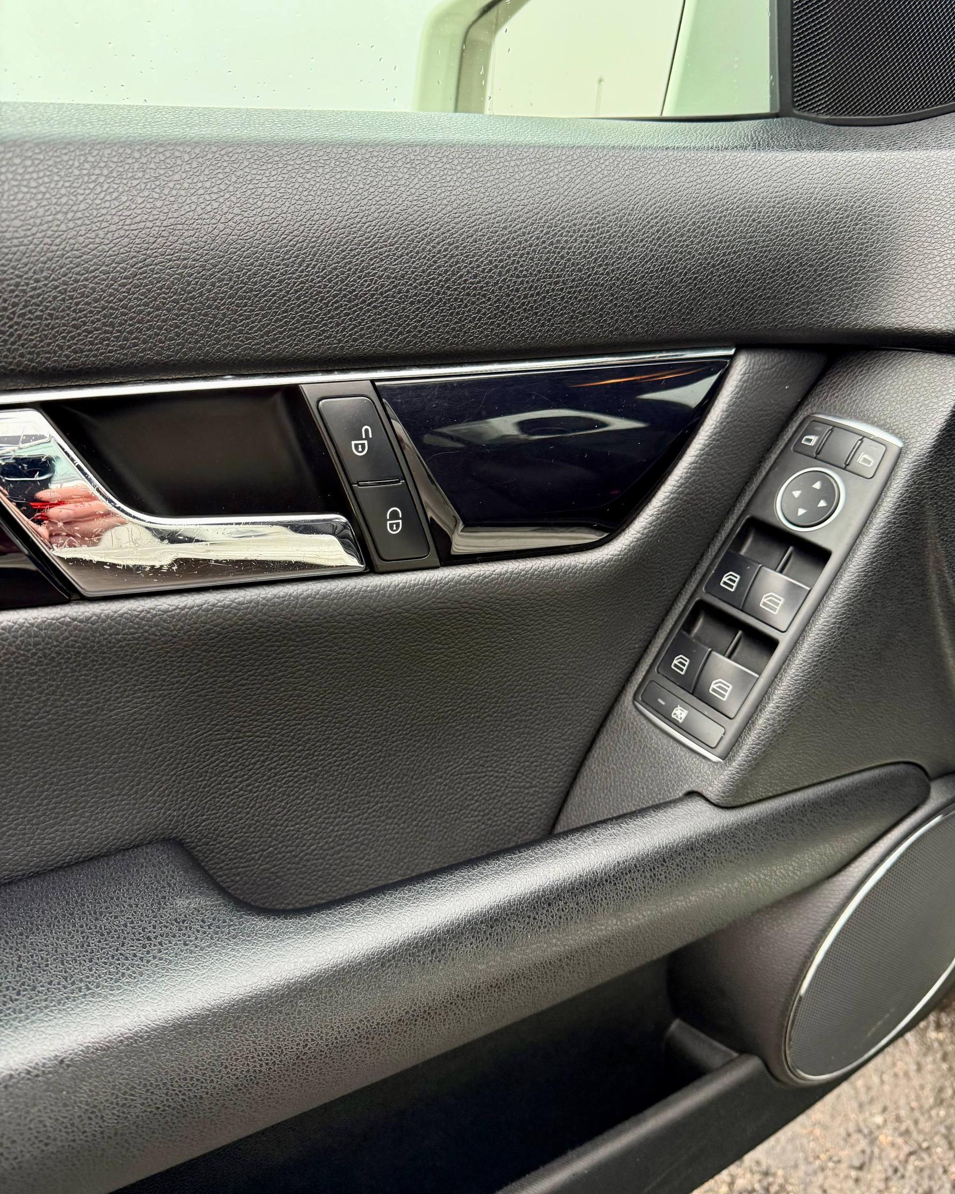 Mercedes-Benz C-Класс W204 S204 , 2010 г., автомат, бензин - фото 10