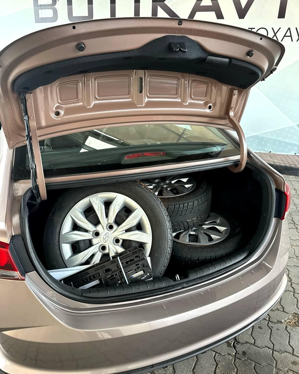 Hyundai Accent V · Рестайлинг , 2020 г., автомат, бензин - фото 15