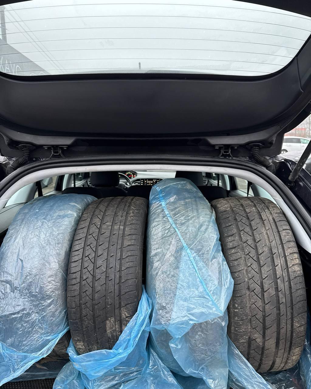 Peugeot 308 T9 · Рестайлинг , 2019 г., механика, дизель - фото 14