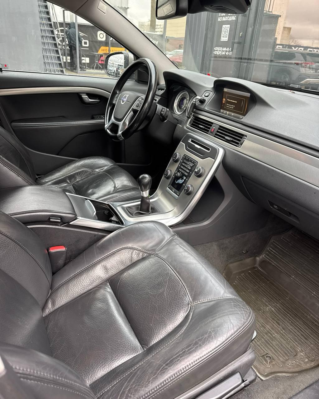 Volvo V70 III , 2011 г., механика, дизель - фото 10