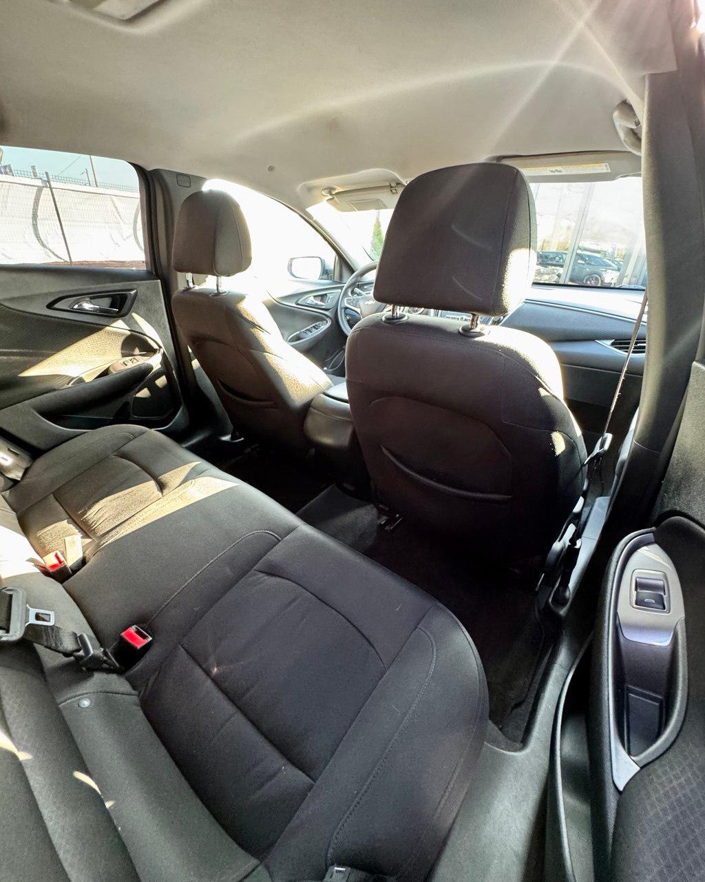 Chevrolet Malibu IX , 2018 г., автомат, бензин - фото 13