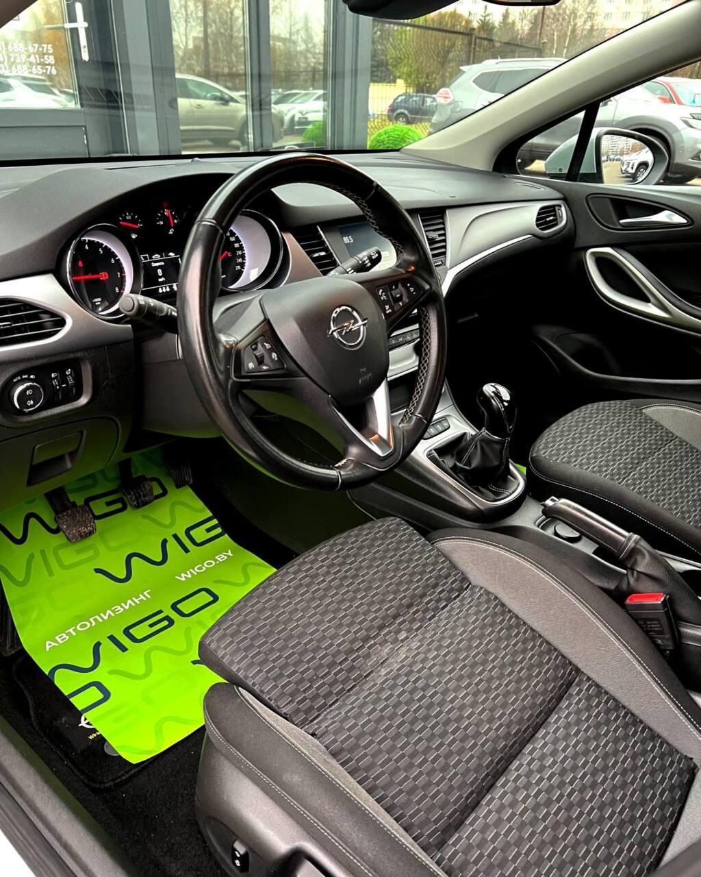 Opel Astra K · Рестайлинг , 2021 г., механика, бензин - фото 9