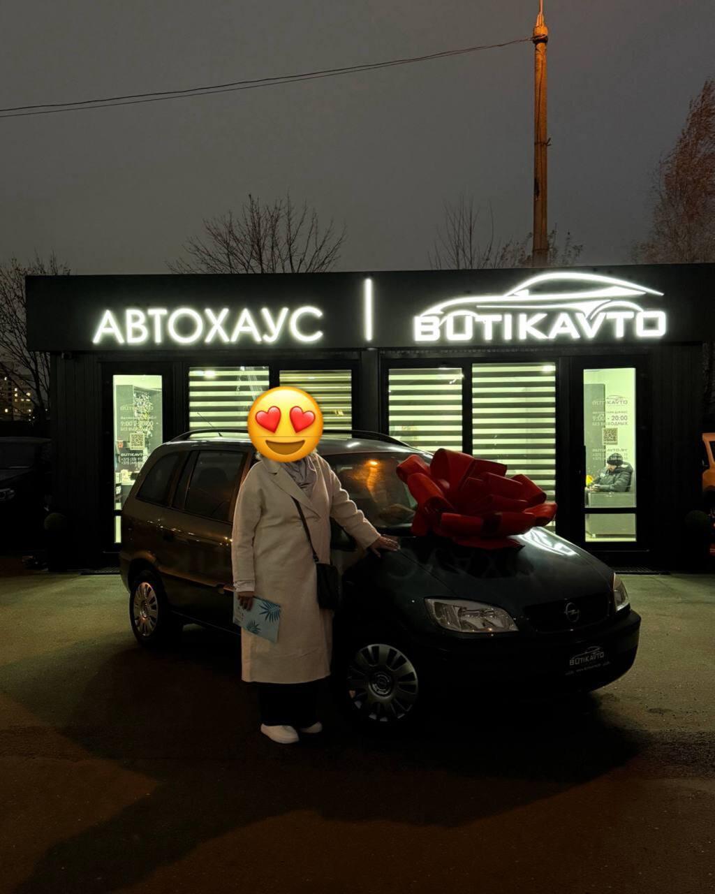 Opel Zafira A , 2002 г., механика, бензин