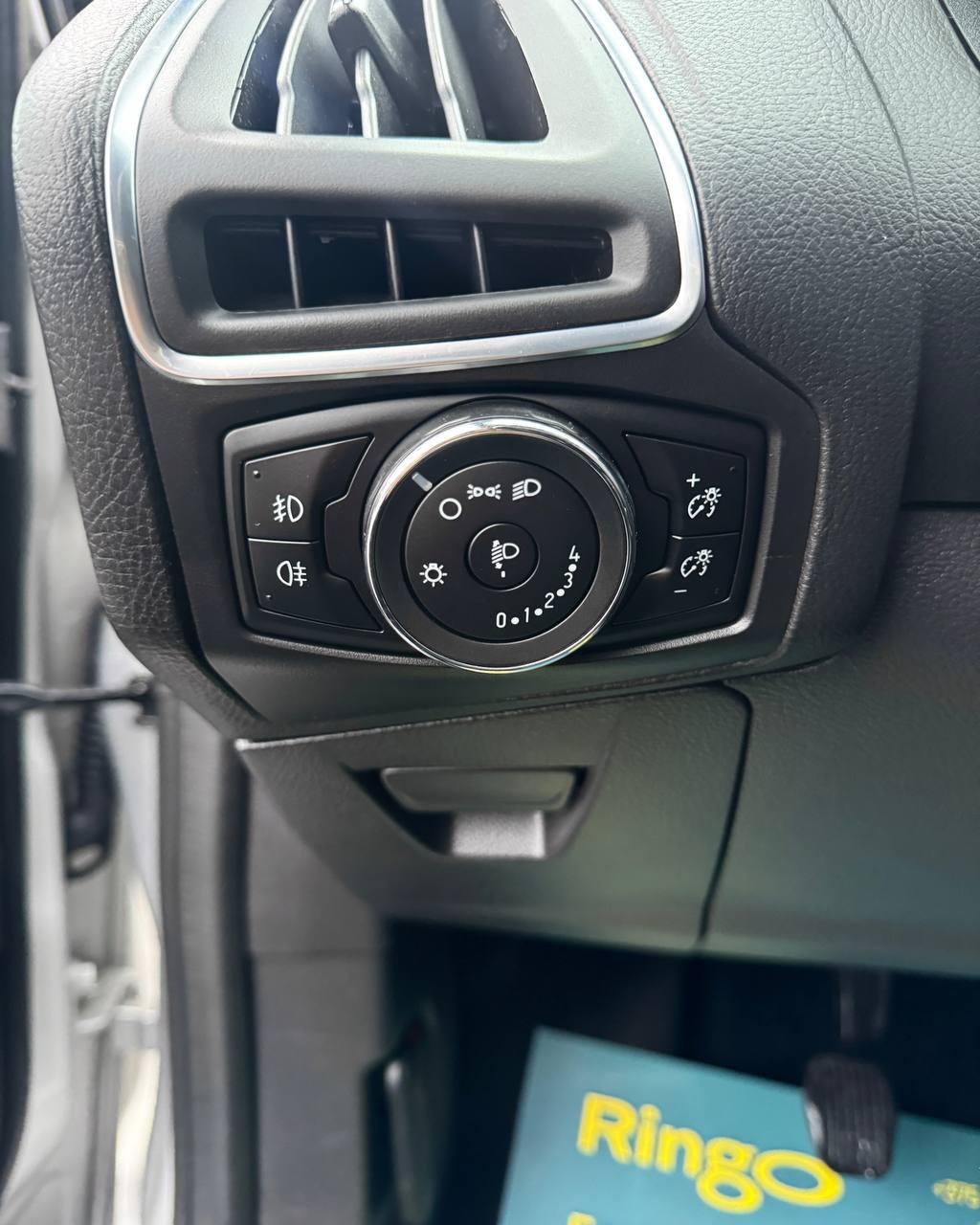 Ford Focus III , 2014 г., механика, дизель - фото 19