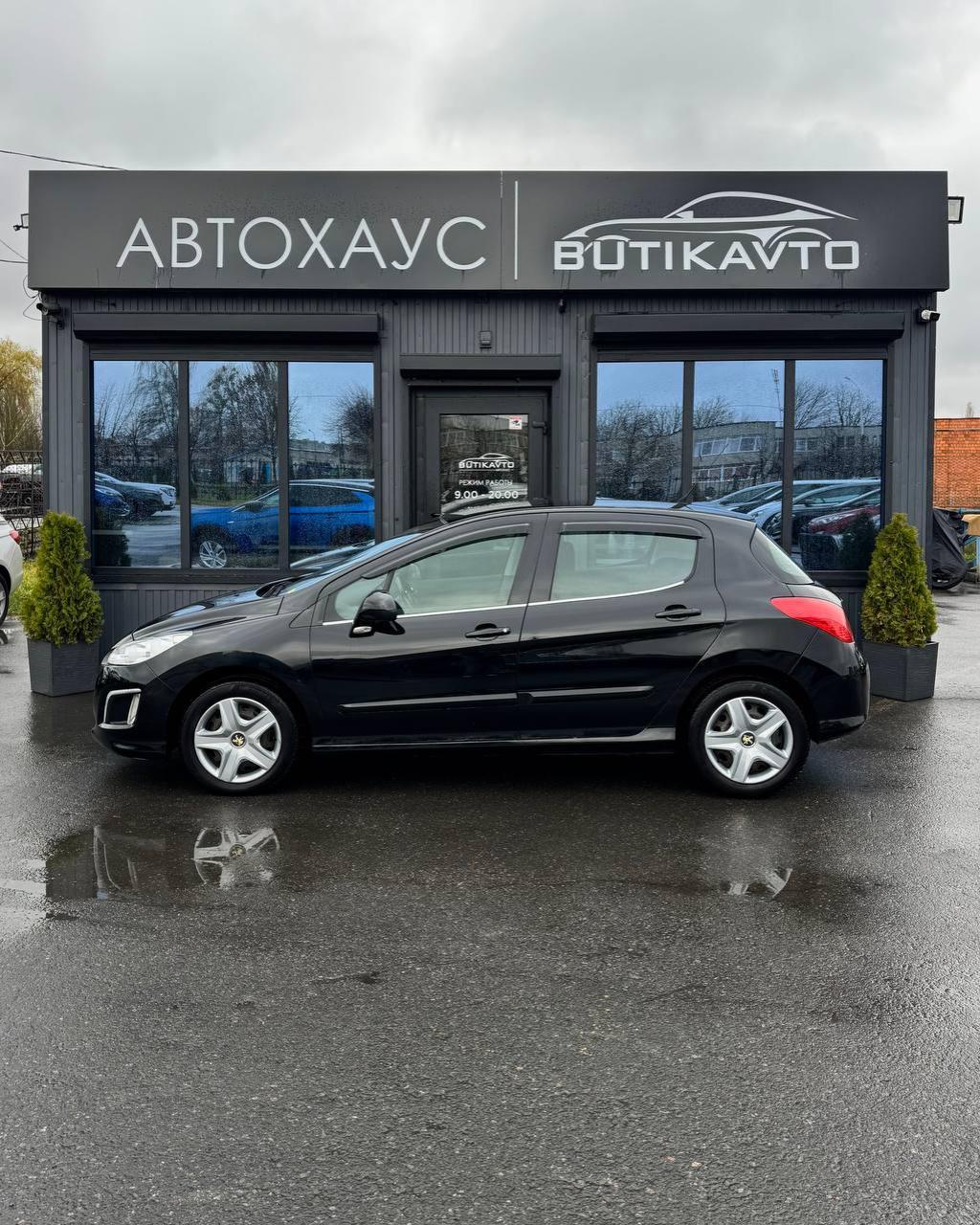 Peugeot 308 T7 · Рестайлинг , 2011 г., механика, дизель - фото 8