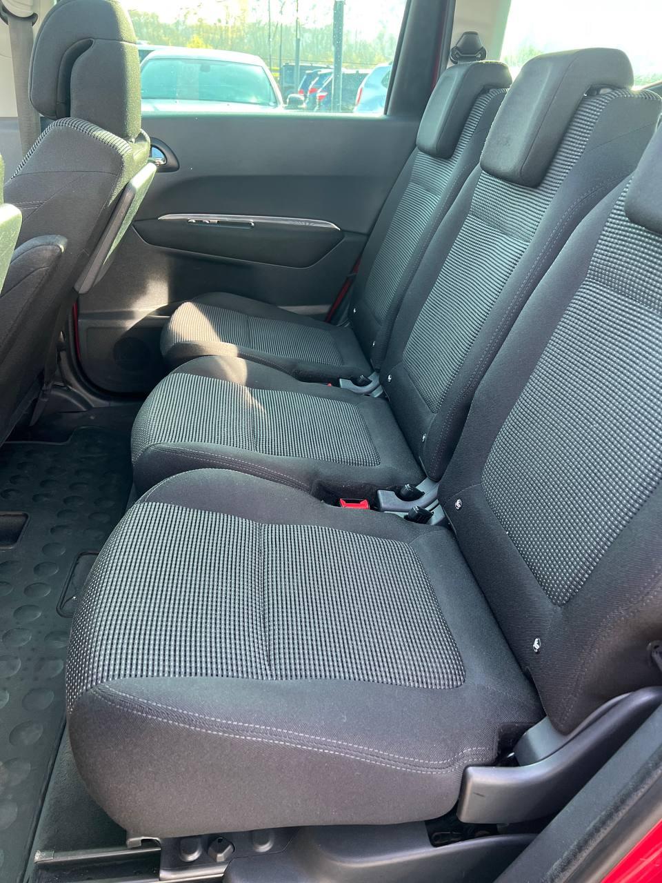 Peugeot 5008 I , 2009 г., механика, дизель - фото 15