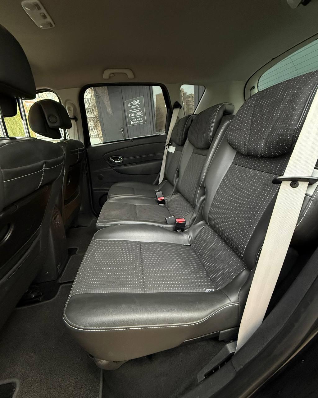 Renault Scenic III · Рестайлинг , 2012 г., механика, дизель - фото 8