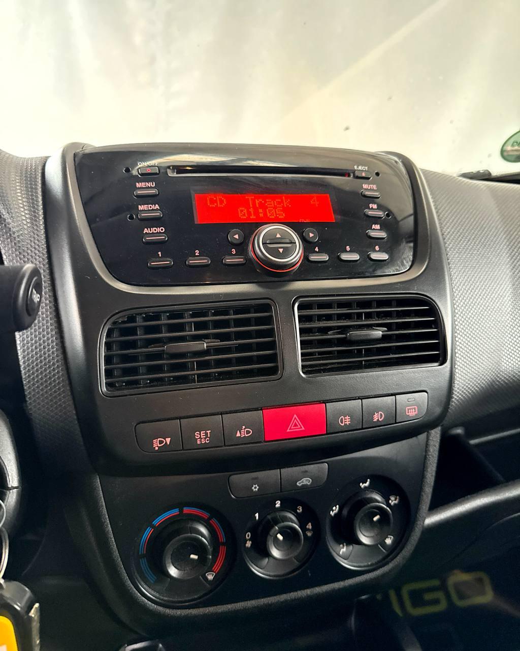 Fiat Doblo II , 2013 г., механика, дизель - фото 12