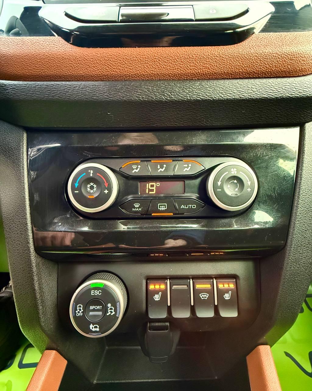 Lada (ВАЗ) XRAY Cross I , 2019 г., механика, бензин - фото 18