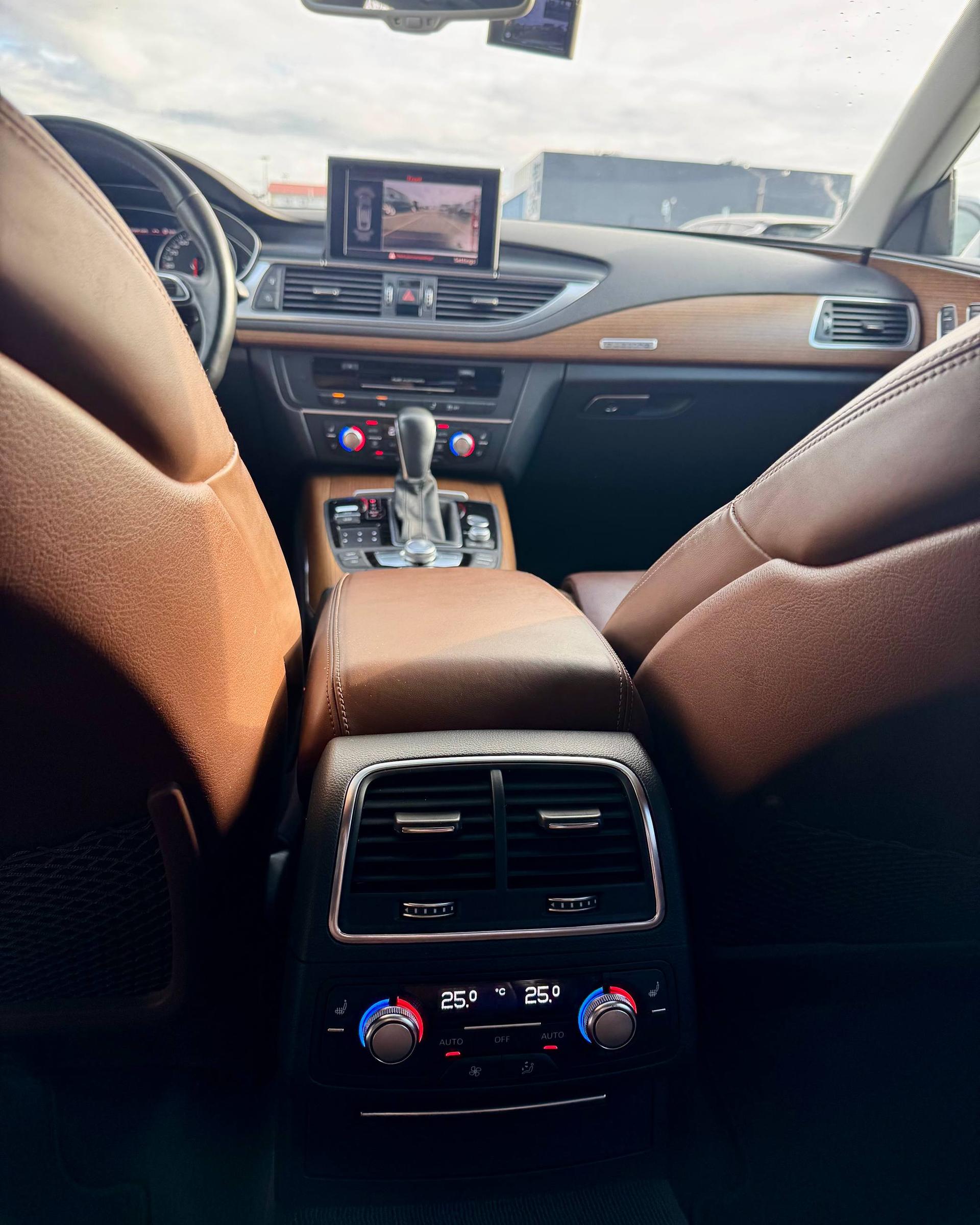 Audi A7 4G · Рестайлинг , 2016 г., робот, дизель  - фото 14