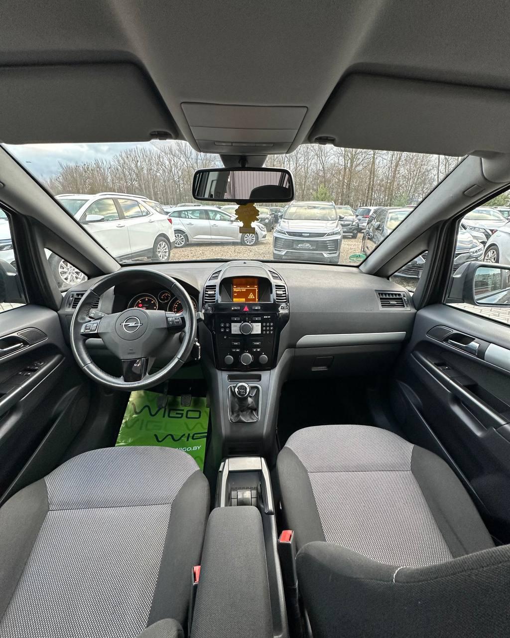 Opel Zafira B · Рестайлинг , 2012 г., механика, дизель - фото 9