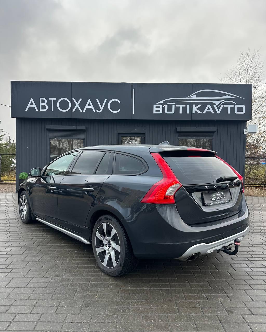Volvo V60 I , 2011 г., механика, дизель - фото 4