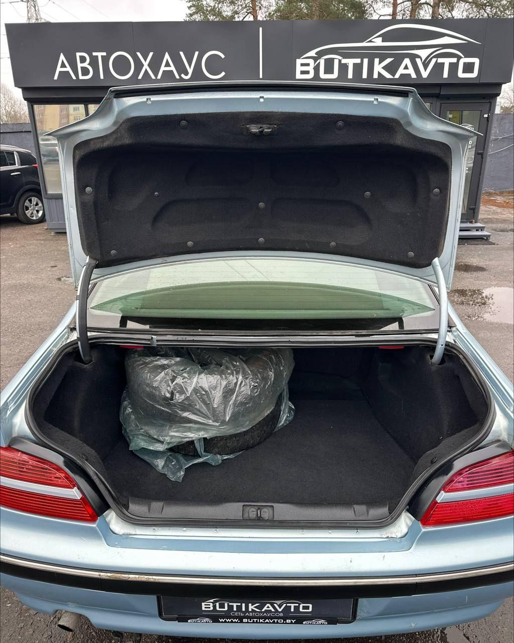 Peugeot 406 I · Рестайлинг , 2003 г., механика, бензин - фото 10