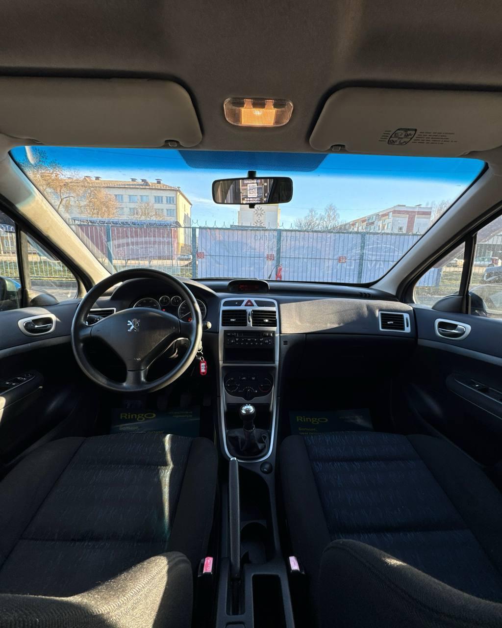 Peugeot 307 I · Рестайлинг , 2001 г., механика, бензин - фото 12