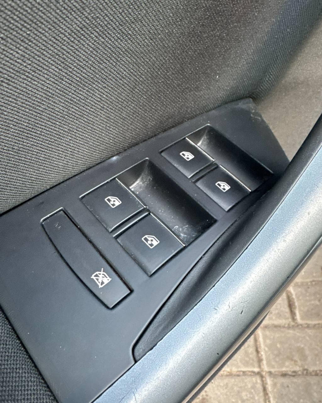 Opel Astra J · Рестайлинг , 2013 г., механика, бензин - фото 18