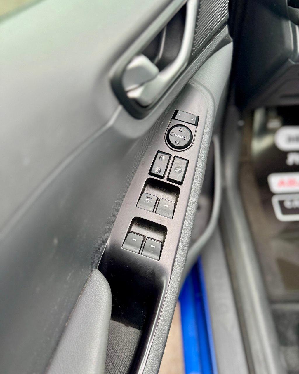 Hyundai Ioniq, 2018 г., робот, бензин - фото 15