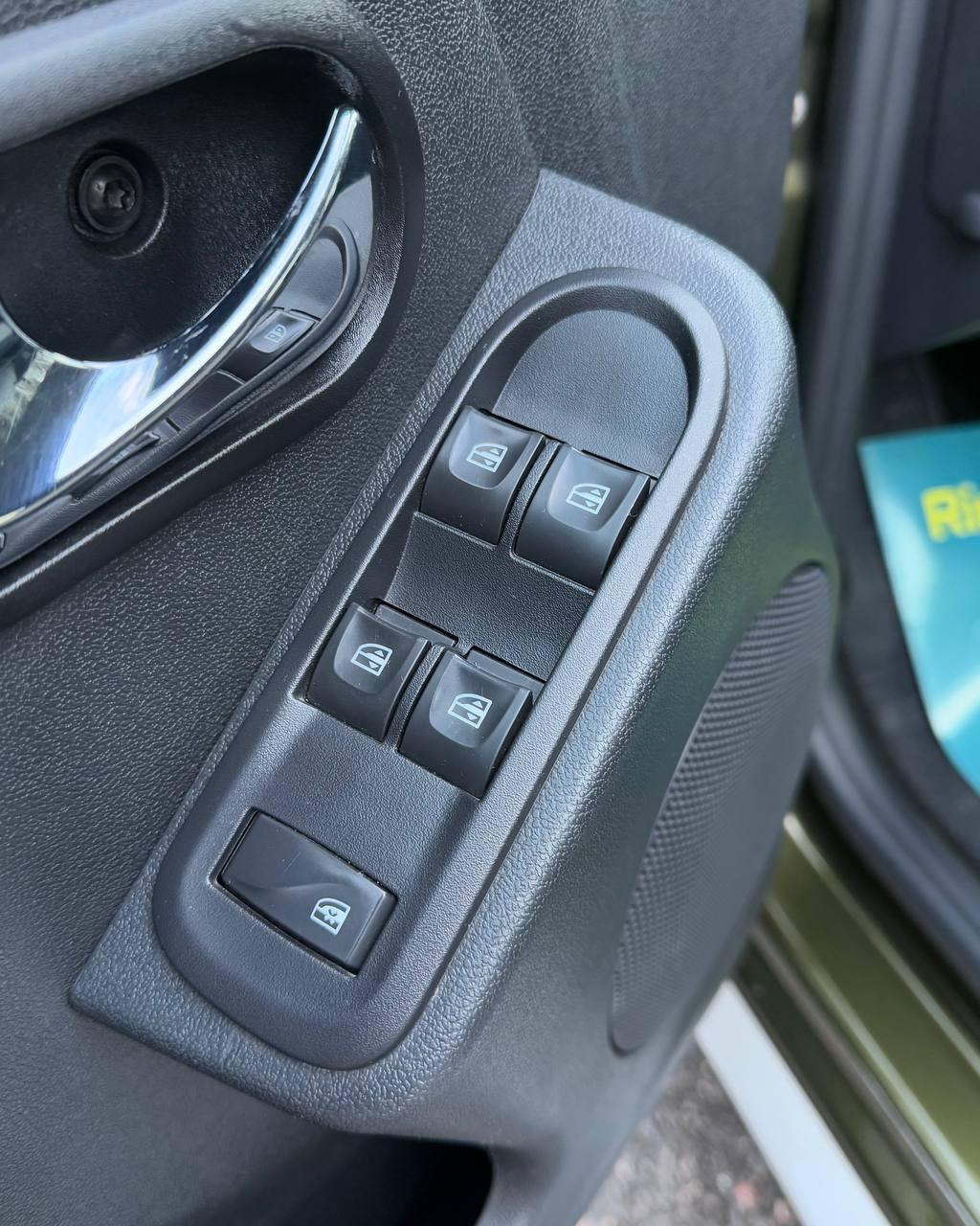 Renault Duster I · Рестайлинг , 2019 г., механика, дизель - фото 15