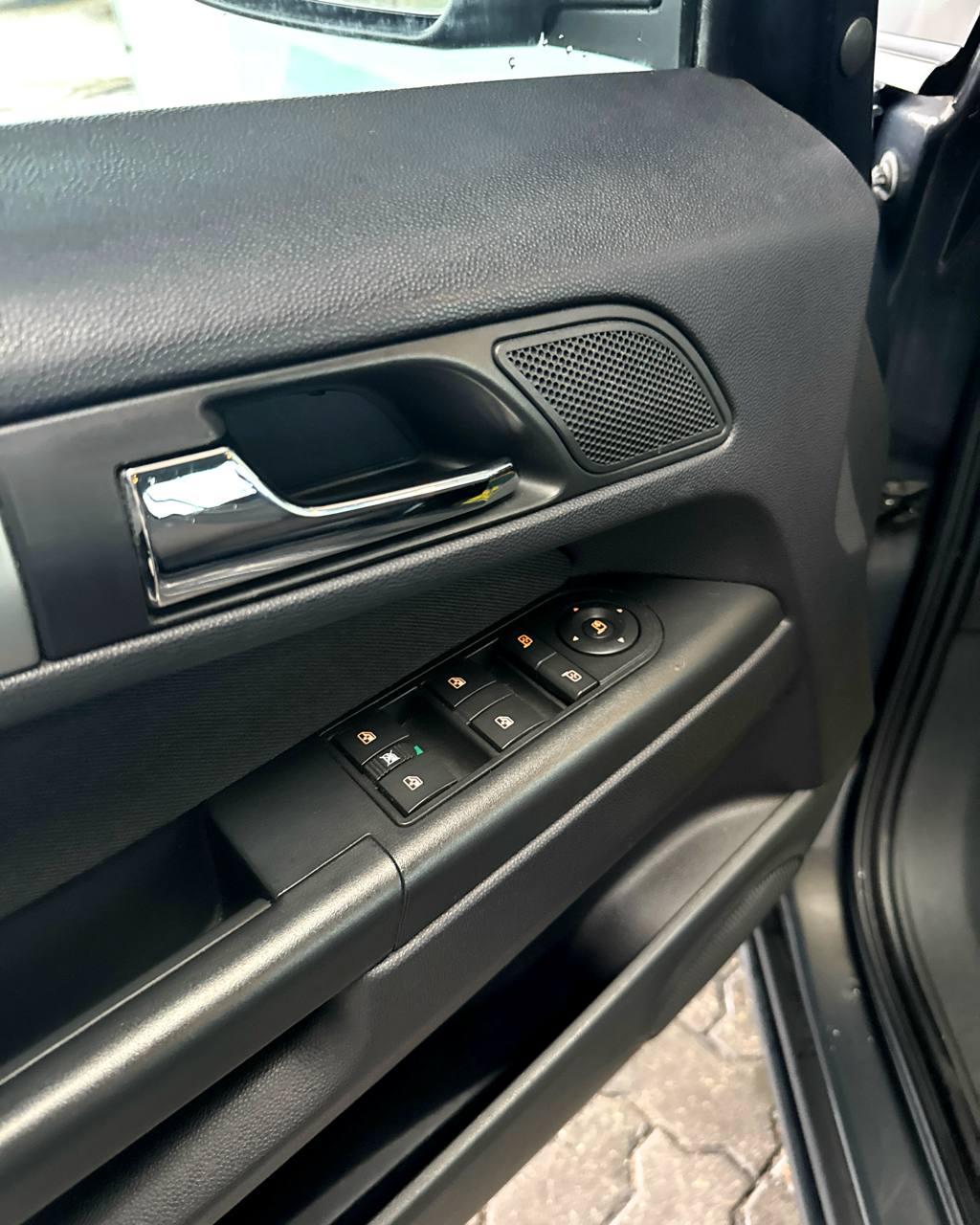 Opel Zafira B · Рестайлинг , 2014 г., механика, дизель - фото 9