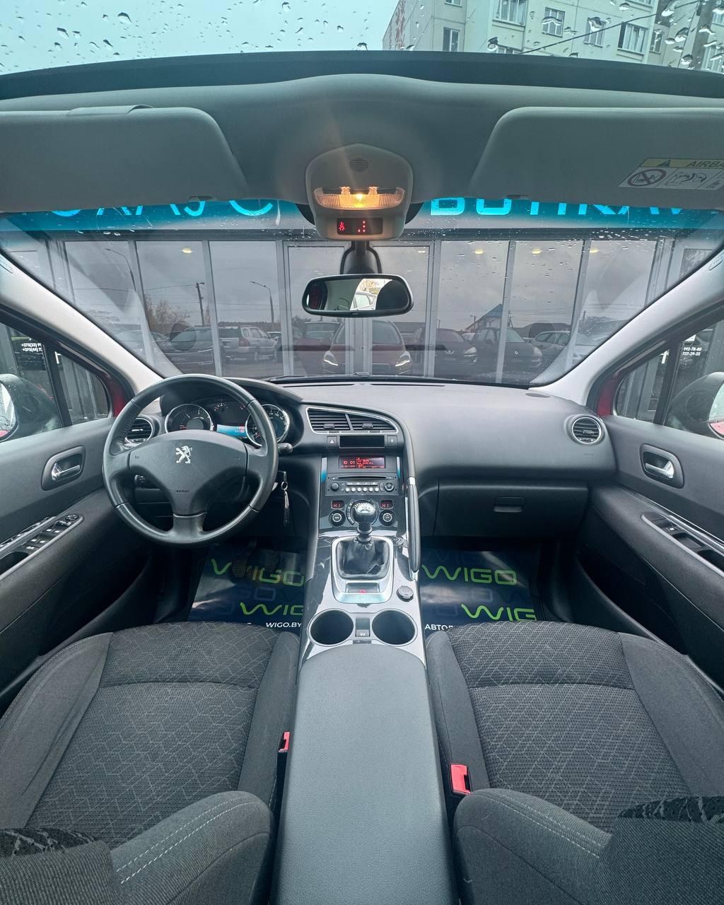 Peugeot 3008 I · Рестайлинг , 2015 г., механика, дизель - фото 9