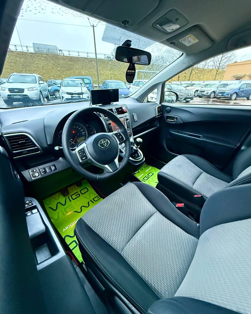 Toyota Verso-S I , 2013 г., механика, дизель - фото 9