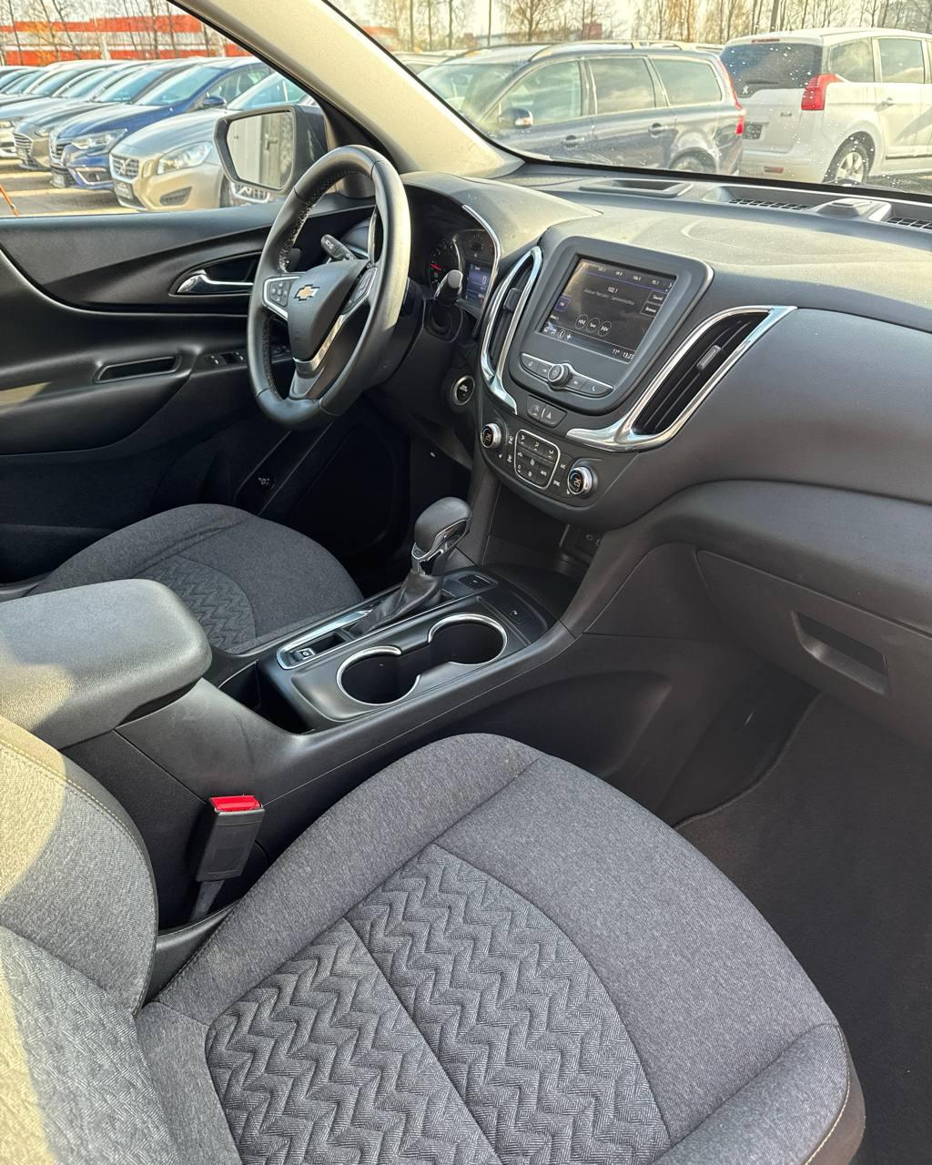 Chevrolet Equinox III · Рестайлинг , 2022 г., автомат, бензин - фото 13