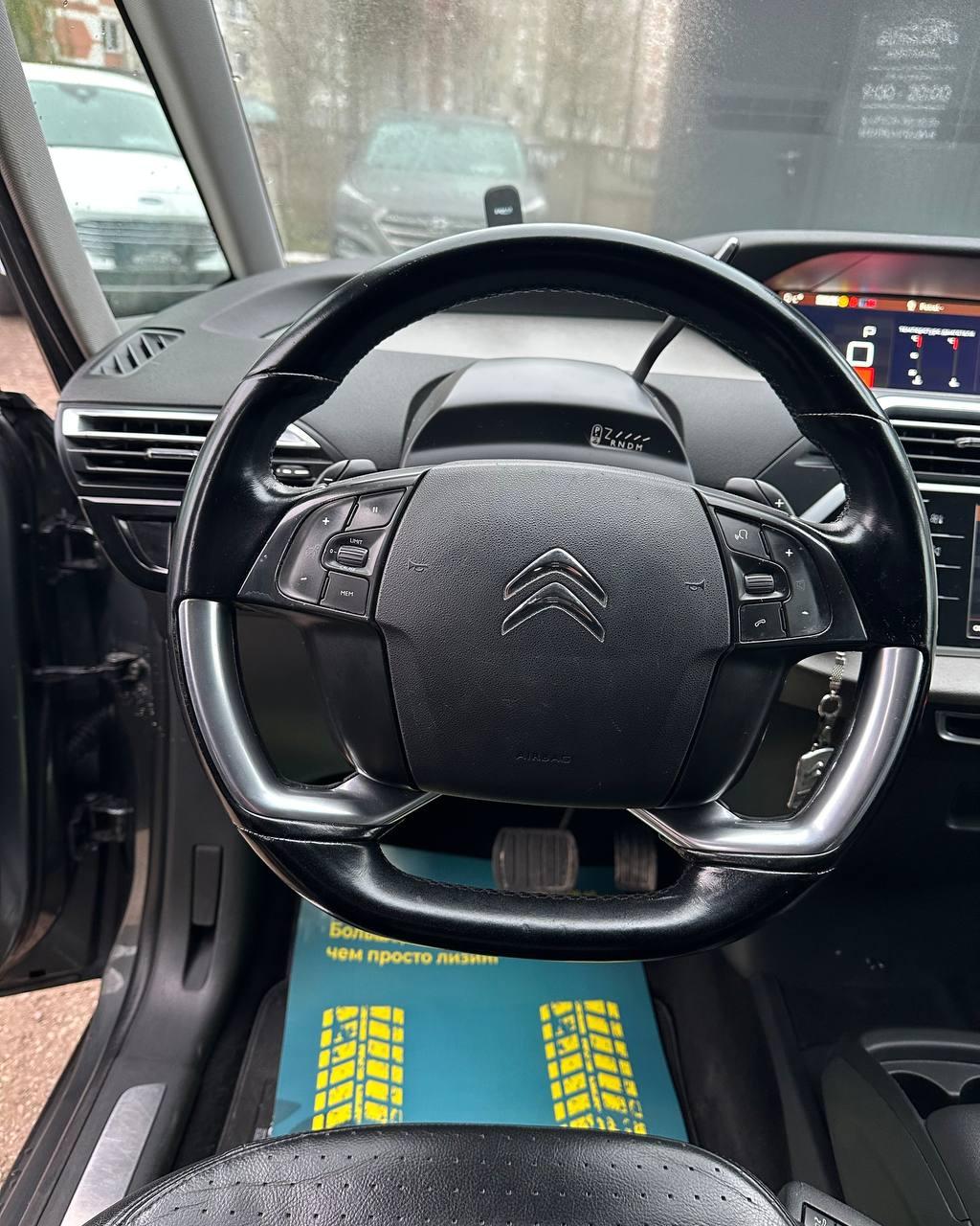 Citroen C4 Grand Picasso II · Рестайлинг , 2016 г., автомат, дизель - фото 12