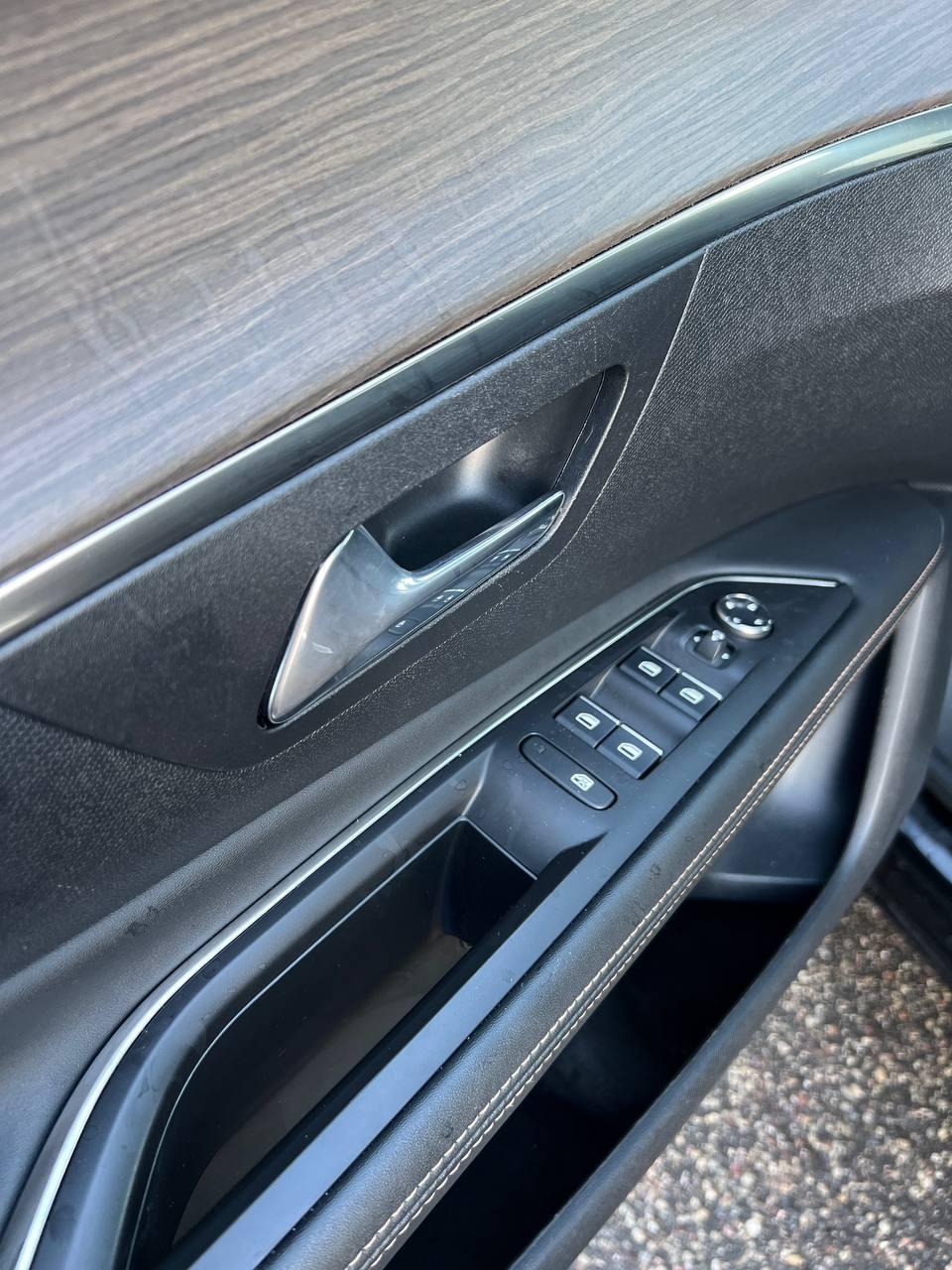 Peugeot 3008 II · Рестайлинг , 2022 г., автомат, дизель - фото 9