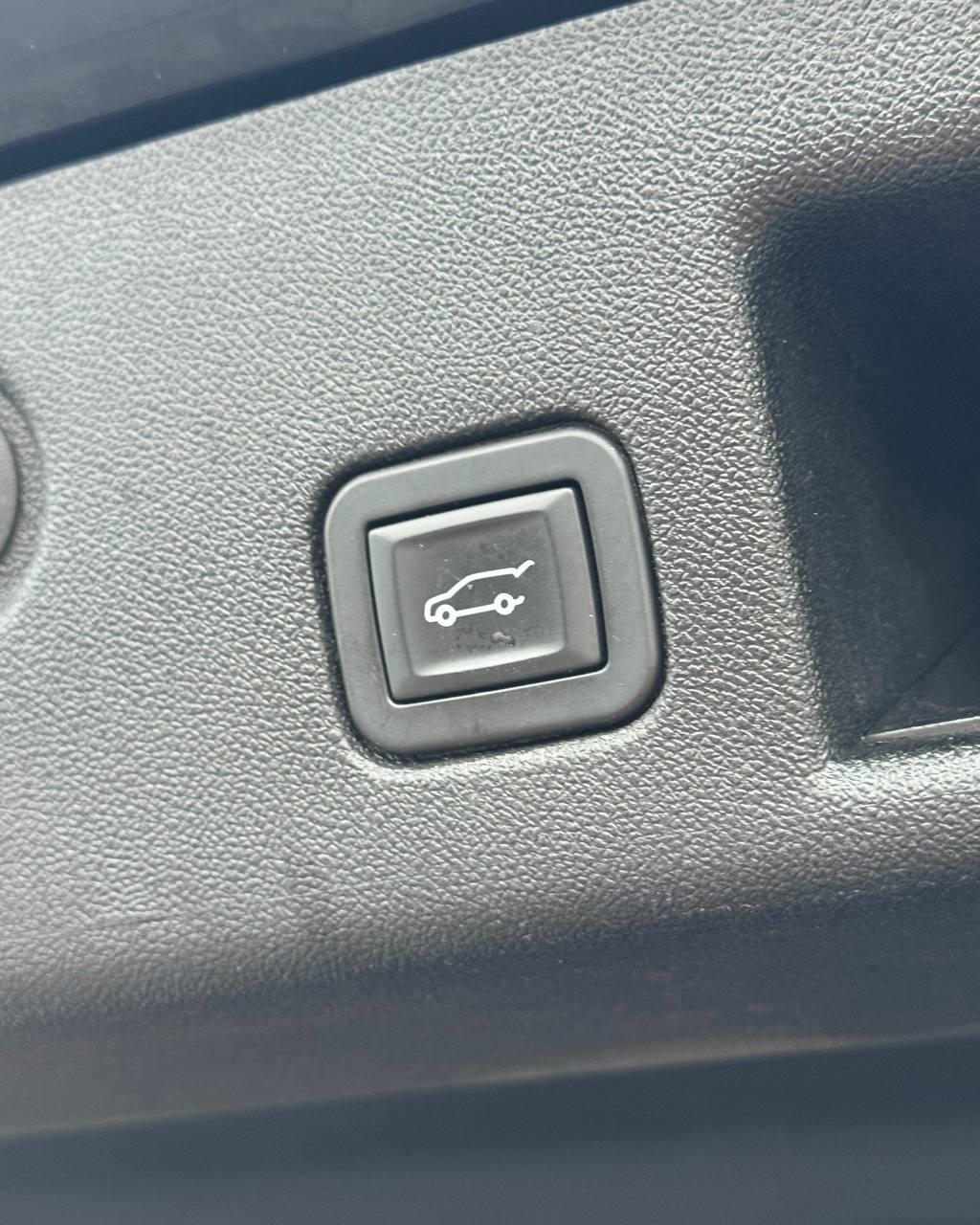 Chevrolet Equinox III , 2019 г., автомат, бензин - фото 24