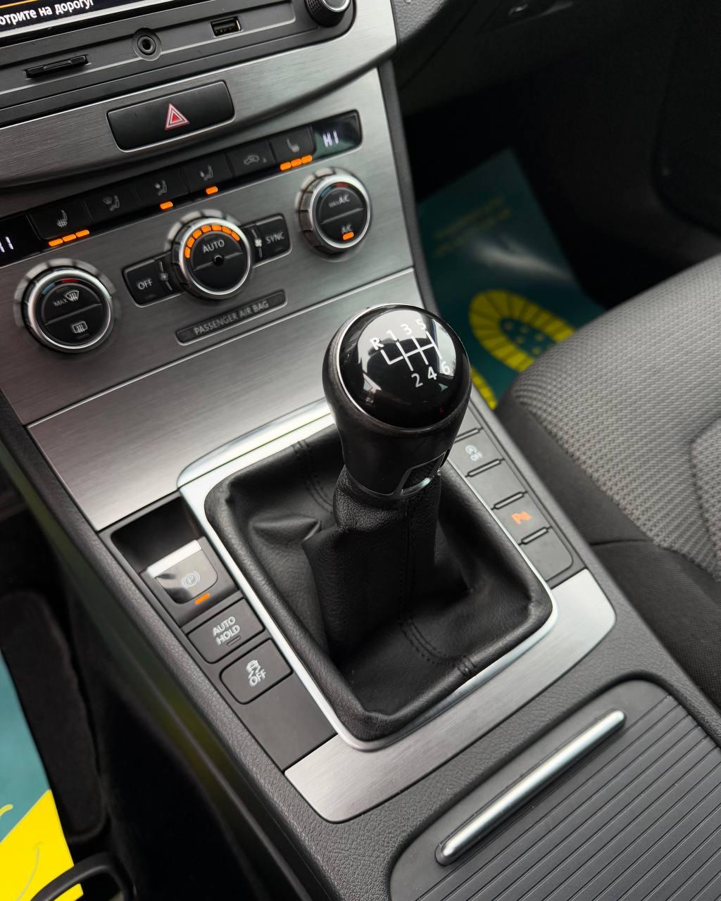 Volkswagen Passat B7 , 2014 г., механика, дизель - фото 18