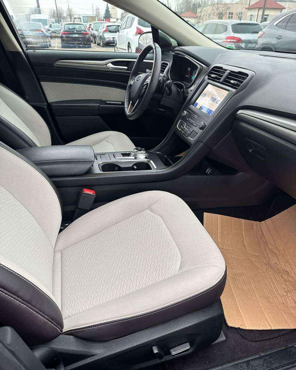 Ford Fusion USA II · 2-й рестайлинг , 2019 г., автомат, бензин - фото 13