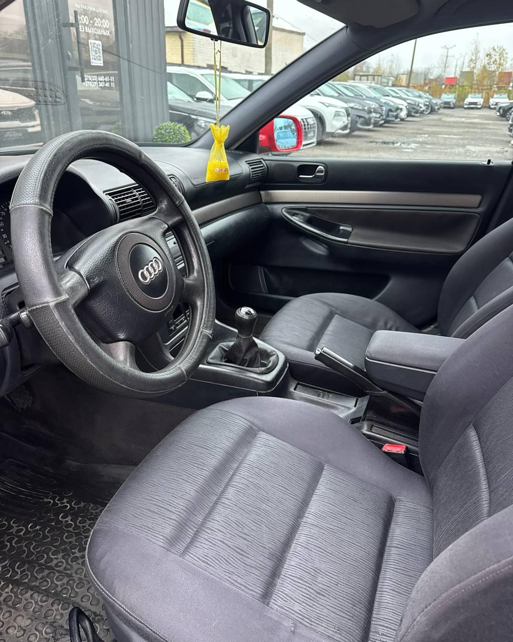 Audi A4 B5 , 1998 г., механика, бензин - фото 8