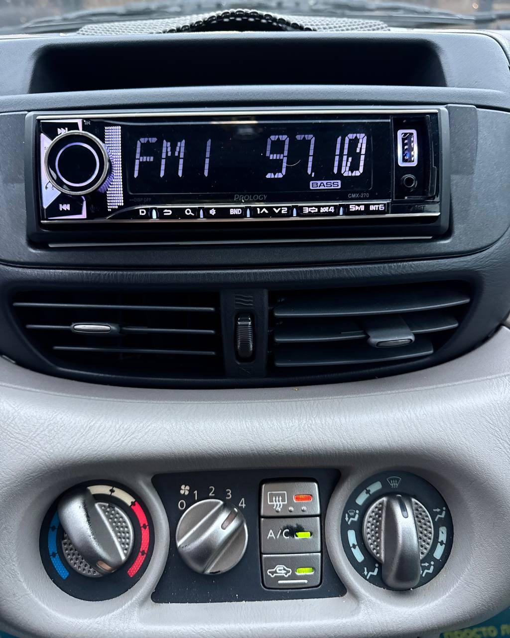 Nissan Almera Tino I , 2001 г., механика, дизель - фото 17