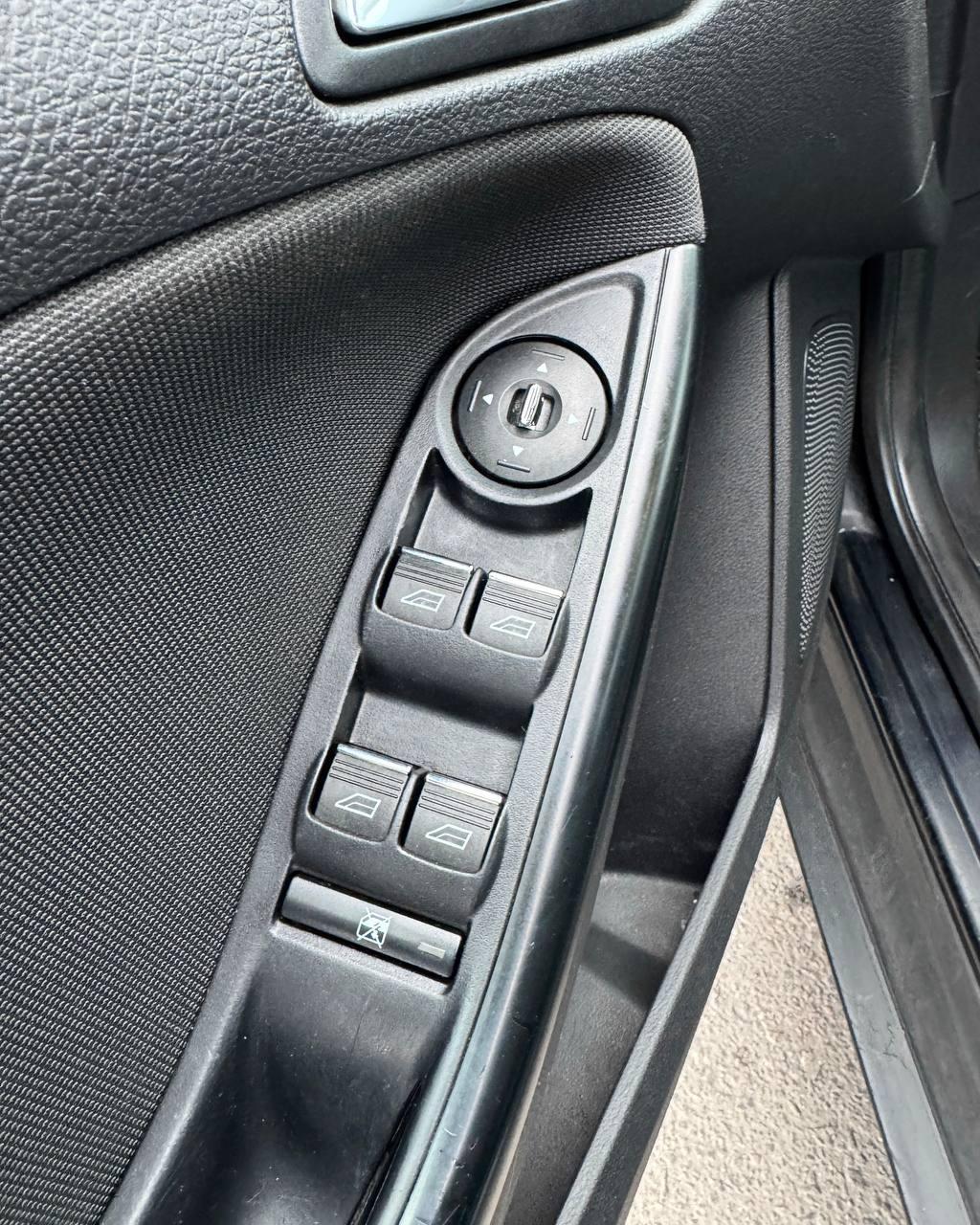 Ford Focus III , 2012 г., робот, дизель  - фото 16