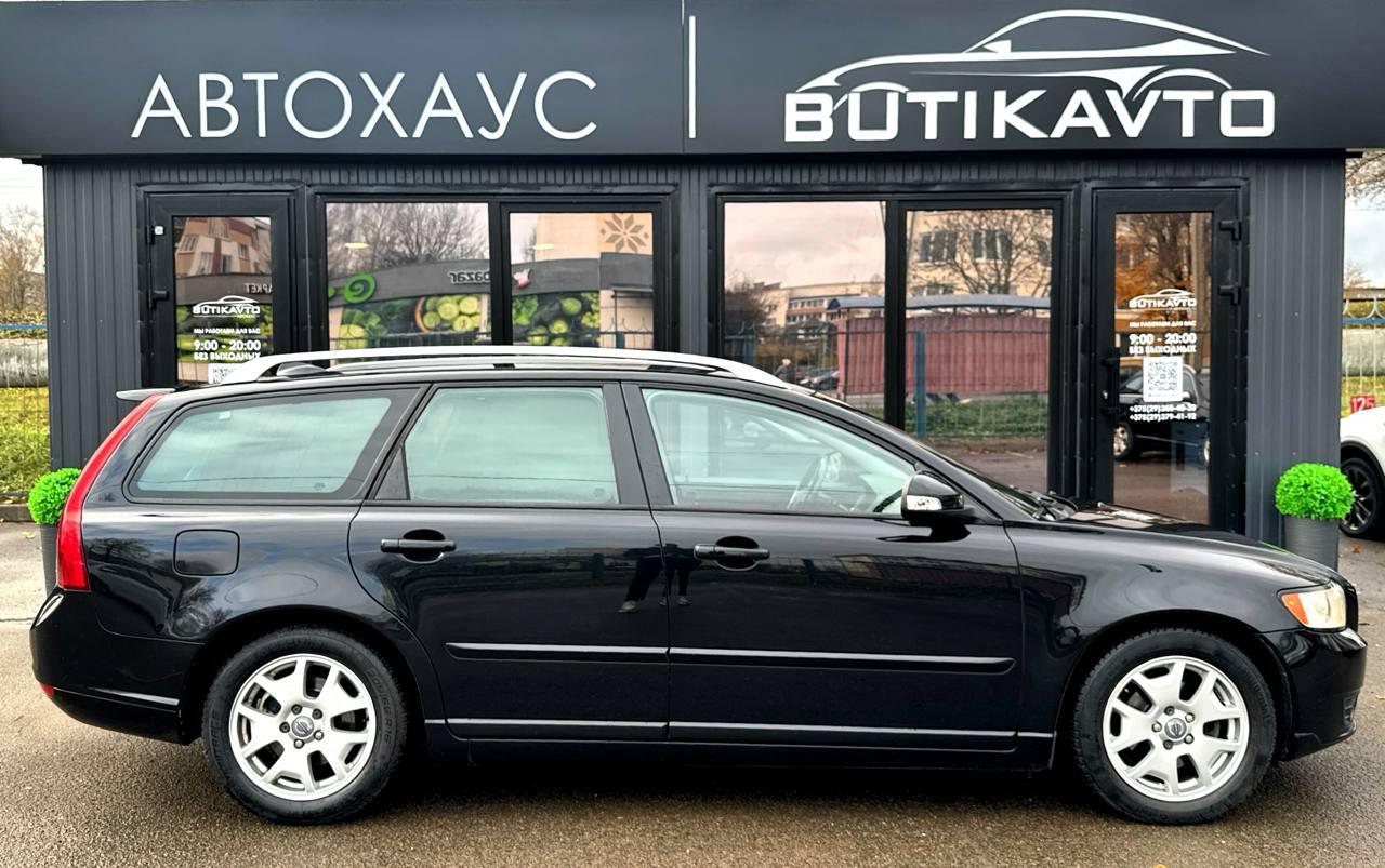 Volvo V50 I · 2-й рестайлинг , 2010 г., механика, дизель - фото 11