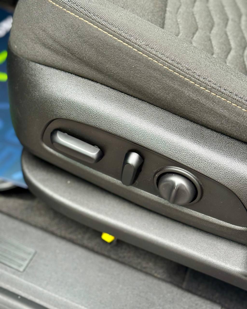 Chevrolet Equinox III , 2019 г., автомат, бензин - фото 18