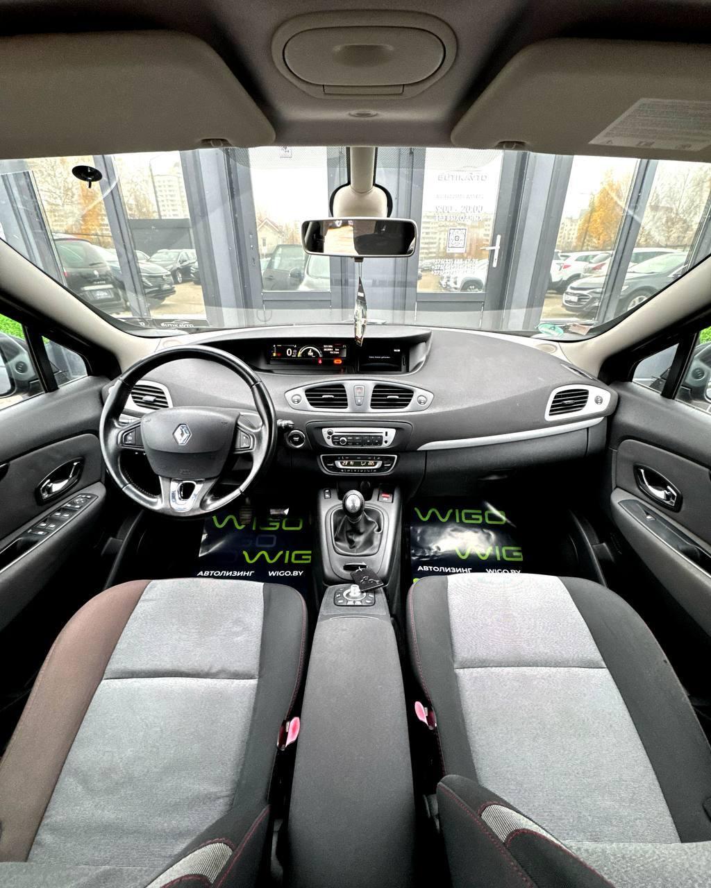 Renault Grand Scenic III · 2-й рестайлинг , 2014 г., механика, дизель - фото 10