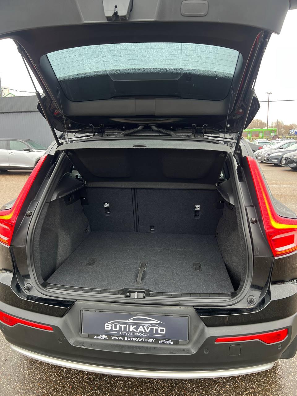 Volvo XC40 I · Рестайлинг , 2022 г., механика, бензин - фото 15