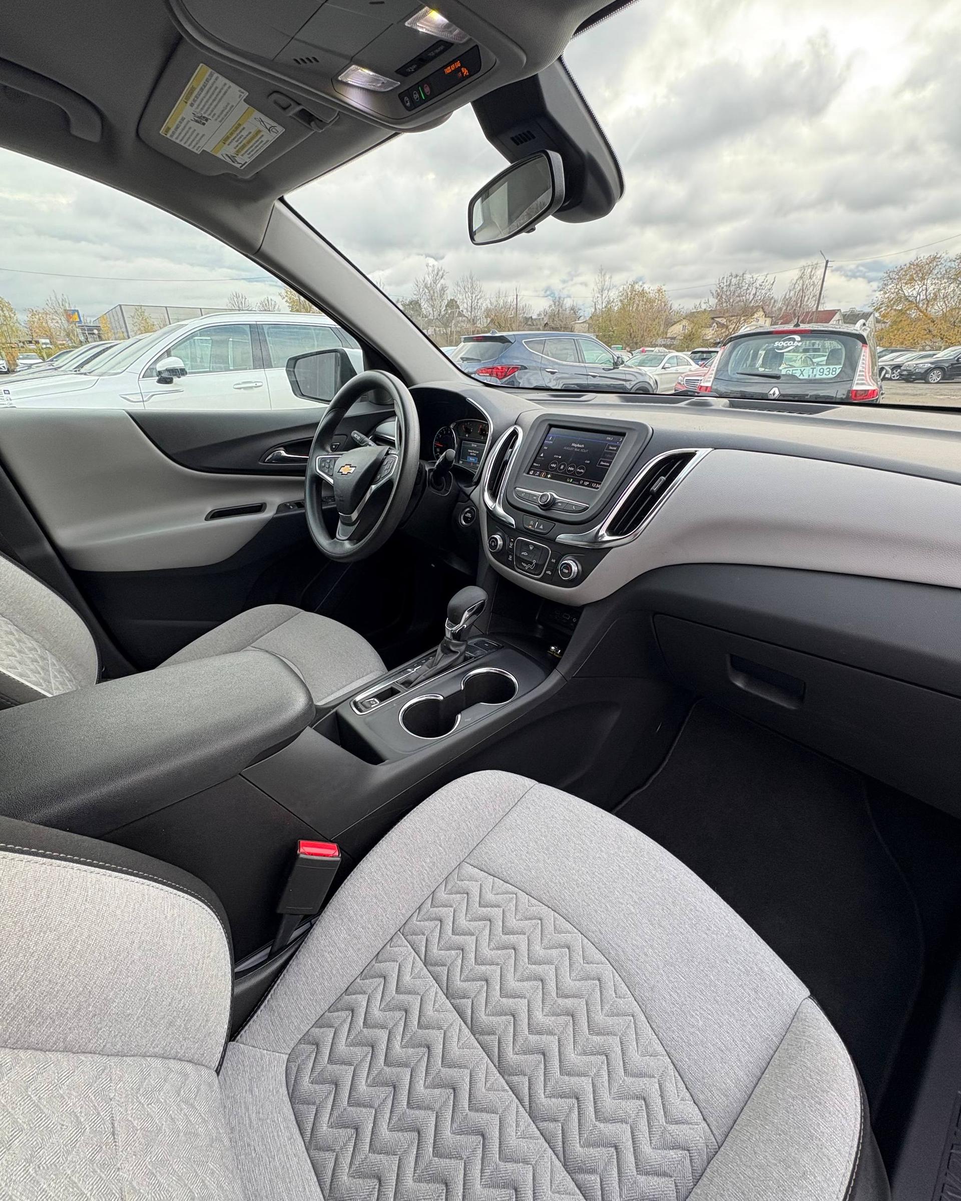 Chevrolet Equinox III · Рестайлинг , 2022 г., автомат, бензин - фото 10