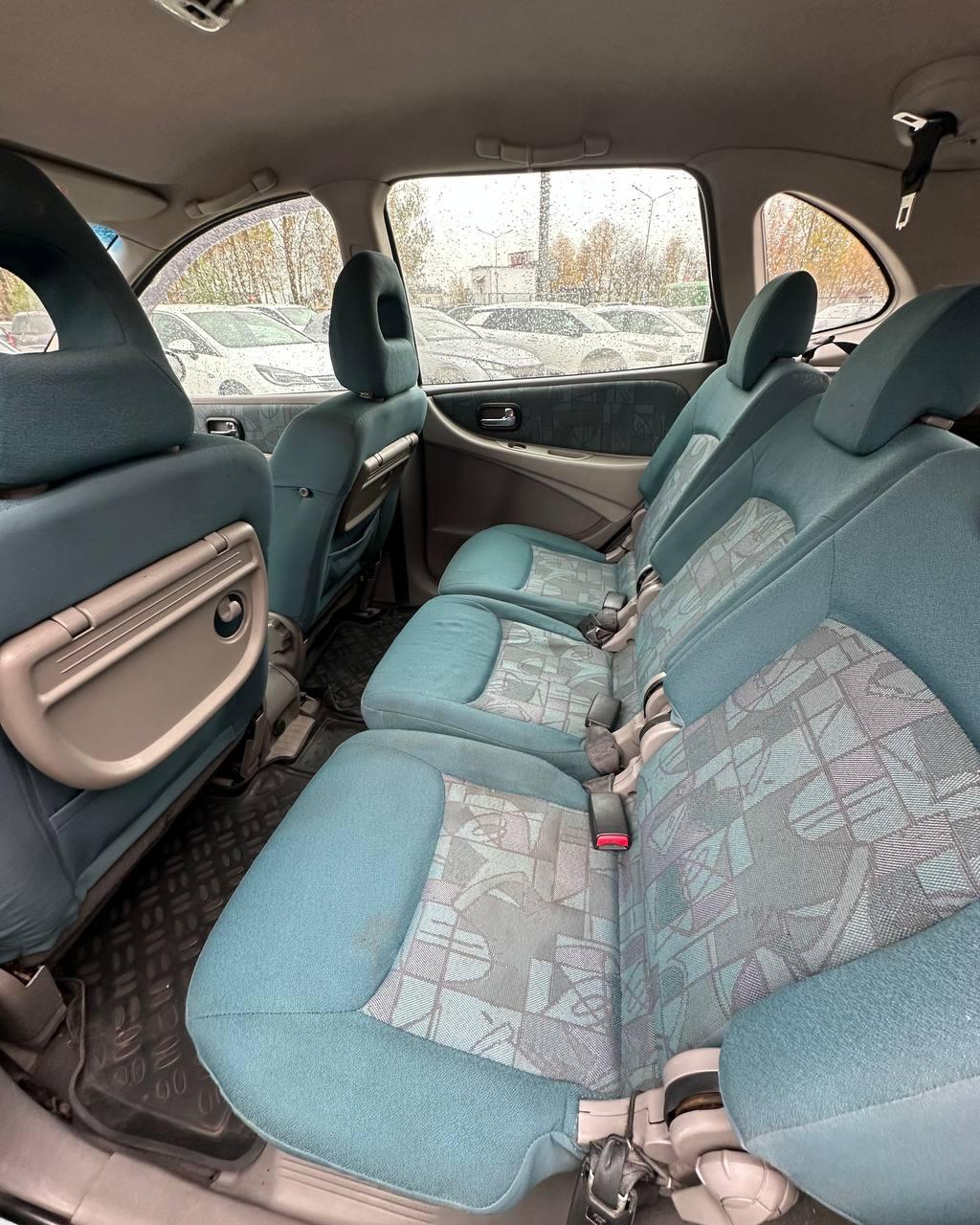 Nissan Almera Tino I , 2001 г., механика, бензин - фото 8