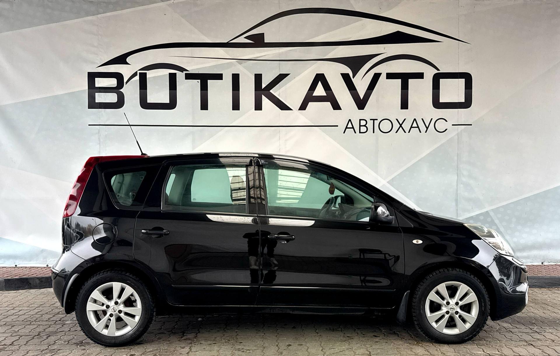 Nissan Note I (E11) · Рестайлинг , 2013 г., механика, бензин - фото 8