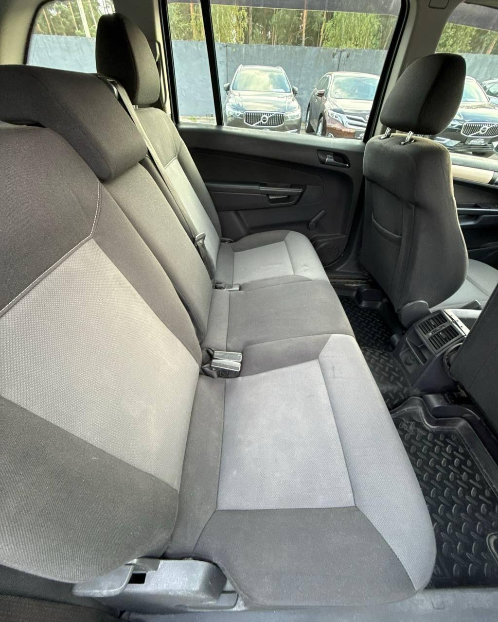 Opel Zafira B , 2008 г., механика, бензин - фото 11