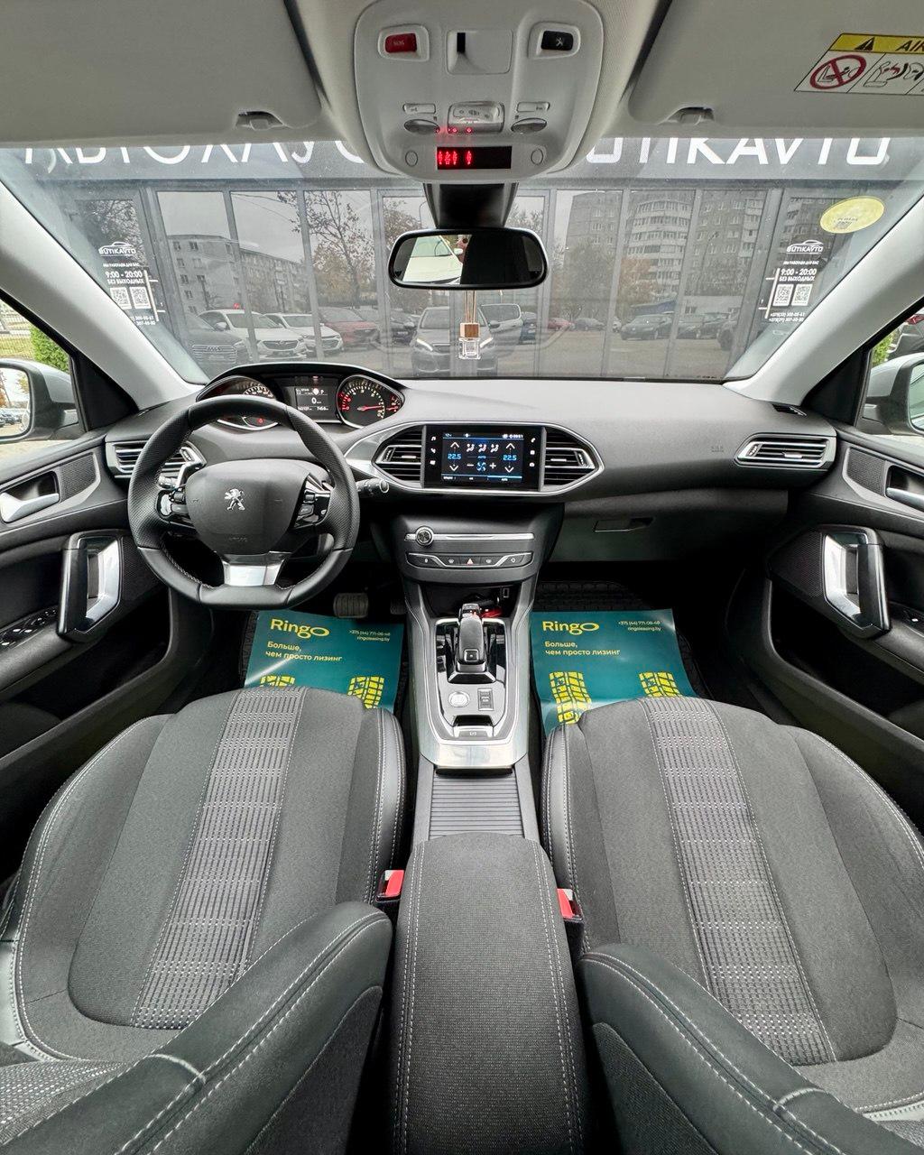 Peugeot 308 T9 · Рестайлинг , 2019 г., автомат, дизель  - фото 9
