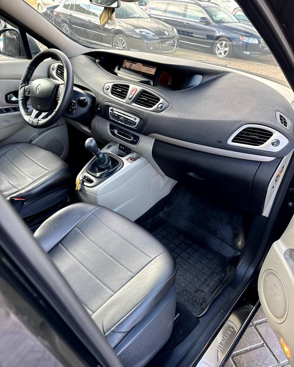 Renault Grand Scenic III , 2010 г., механика, дизель - фото 10