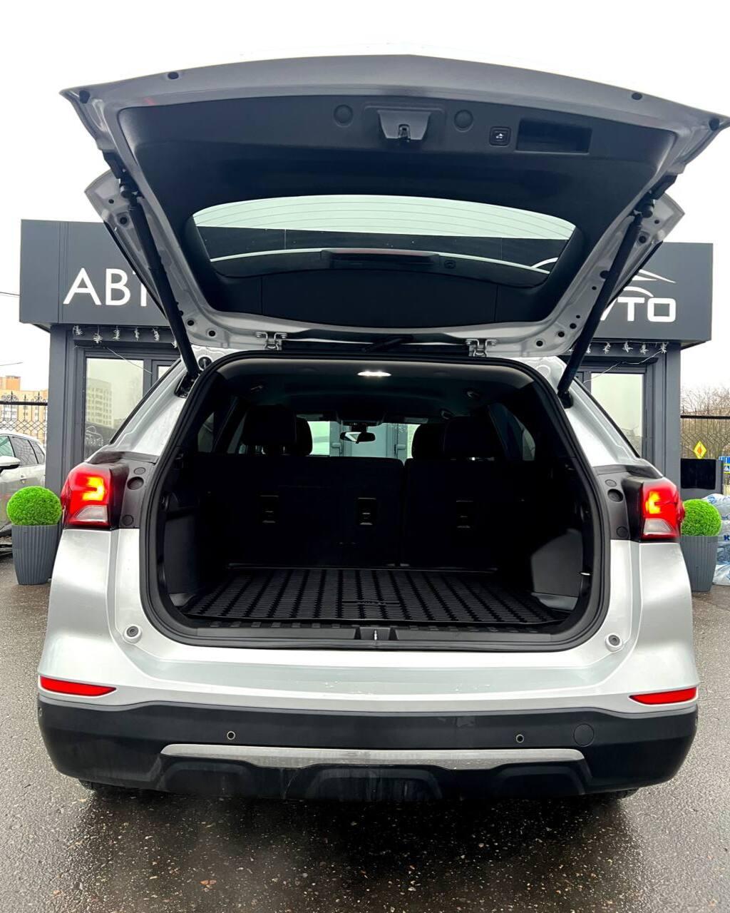 Chevrolet Equinox III · Рестайлинг , 2022 г., автомат, бензин - фото 14