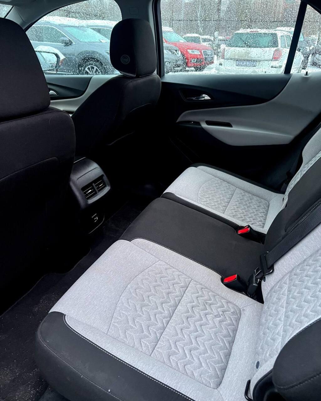 Chevrolet Equinox III · Рестайлинг , 2023 г., автомат, бензин - фото 12