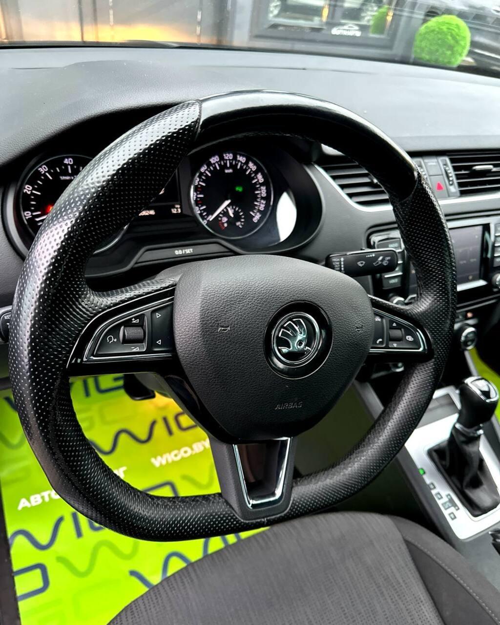 Skoda Octavia III , 2016 г., робот, бензин - фото 17