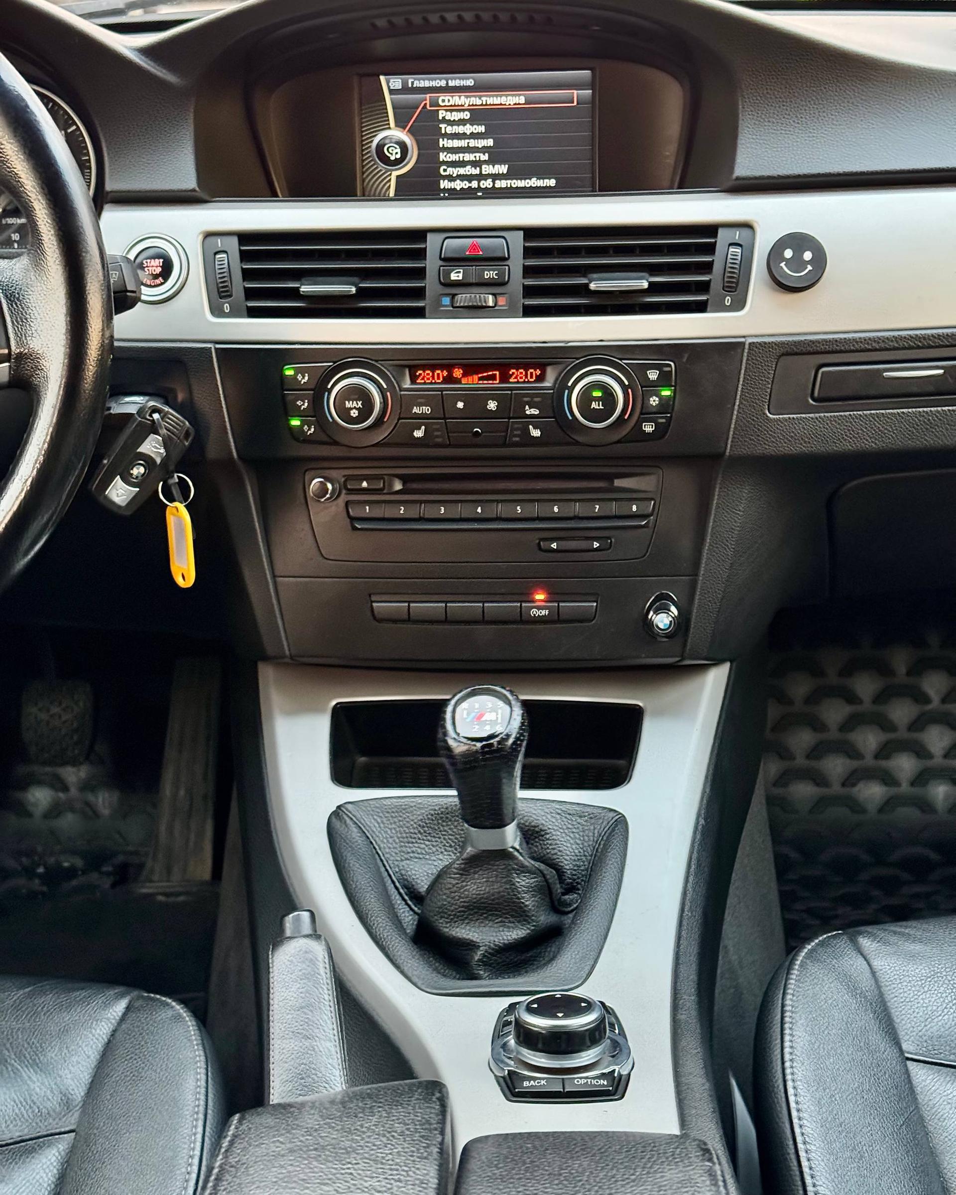 BMW 3 серия E90 E91 E92 E93 · Рестайлинг , 2010 г., механика, дизель  - фото 12