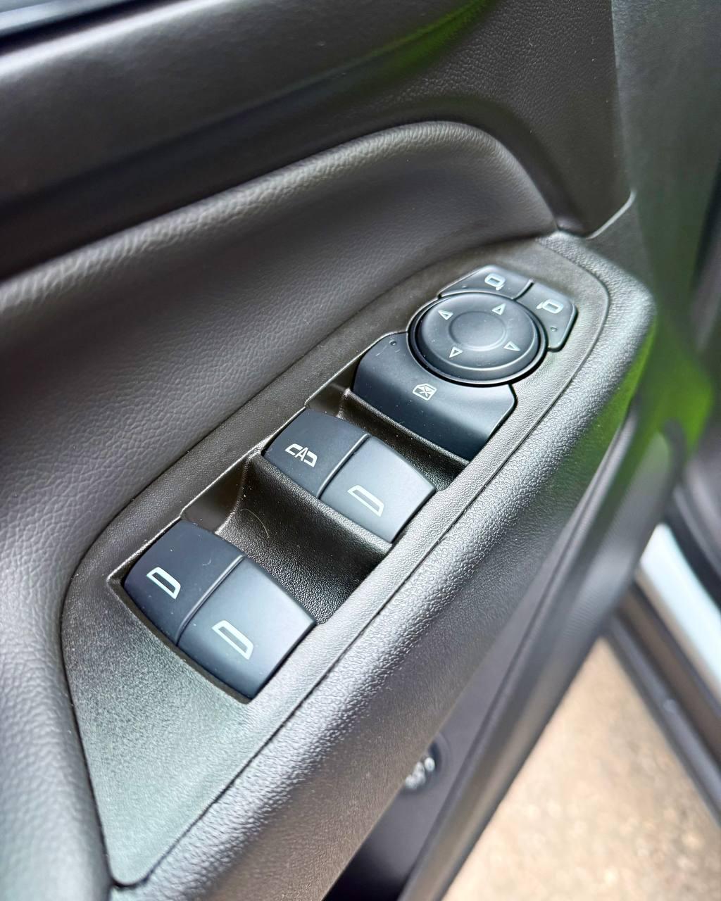 Chevrolet Equinox III · Рестайлинг , 2024 г., автомат, бензин - фото 11