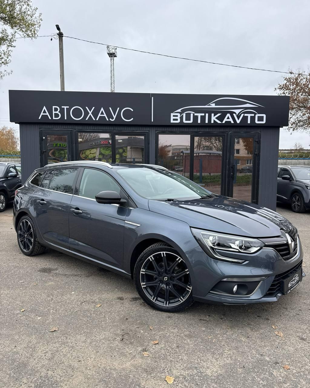 RENAULT MEGANE, 2018 г., механика, бензин